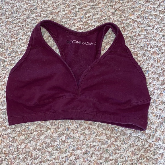 Beyond Yoga Other - Beyond Yoga Sports Bra